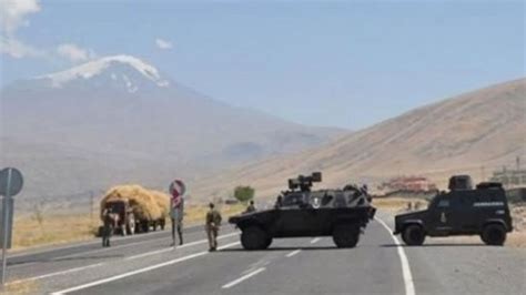 P­K­K­­l­ı­l­a­r­ı­n­ ­k­a­ç­t­ı­ğ­ı­ ­A­ğ­r­ı­ ­D­a­ğ­ı­­n­a­ ­h­a­v­a­ ­d­e­s­t­e­k­l­i­ ­o­p­e­r­a­s­y­o­n­ ­b­a­ş­l­a­t­ı­l­d­ı­ ­-­ ­S­o­n­ ­D­a­k­i­k­a­ ­H­a­b­e­r­l­e­r­